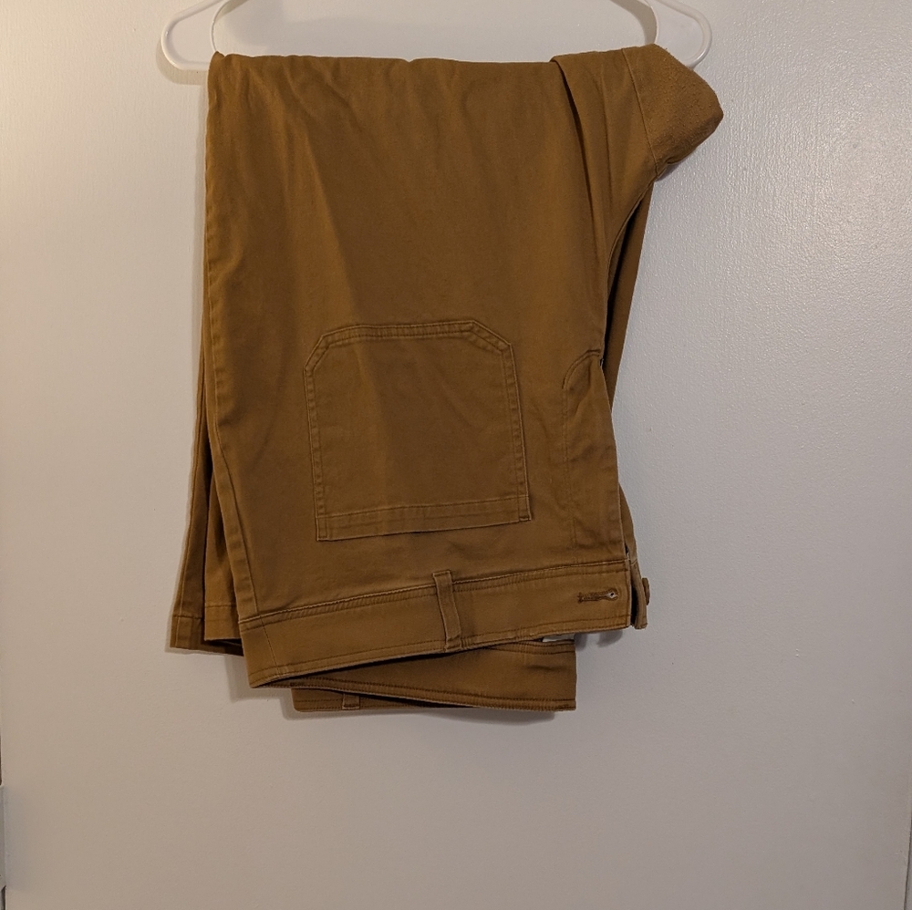 Ava & Viv Women's Brown Cropped Pants